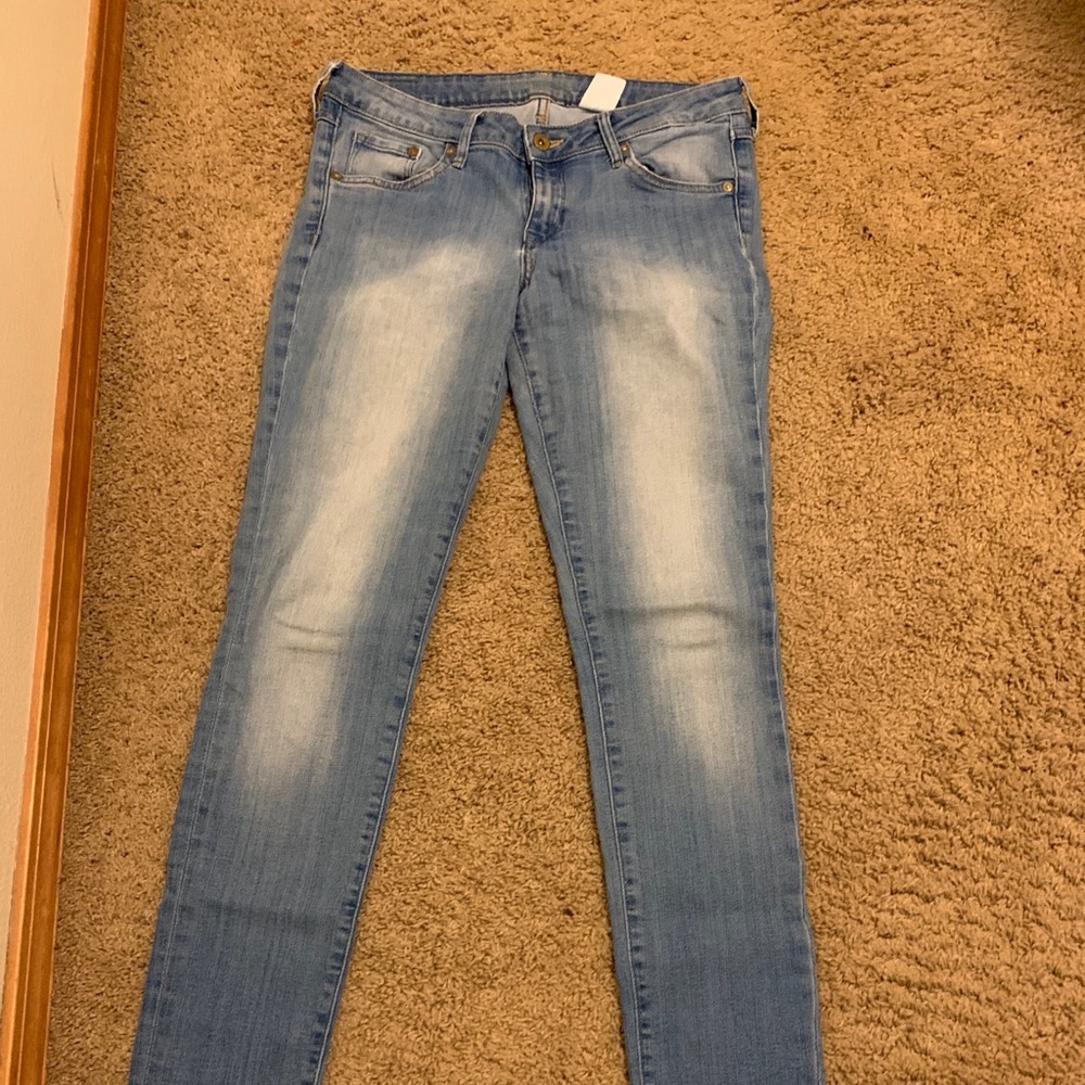 Jeans